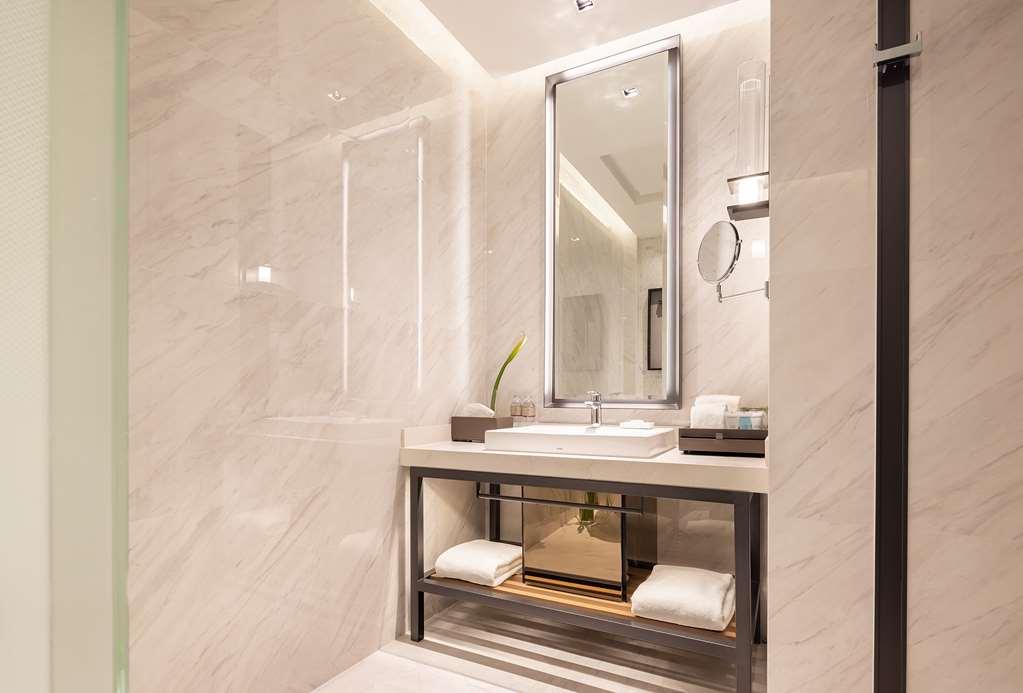 Eastin Grand Hotel Phayathai Banguecoque Quarto foto
